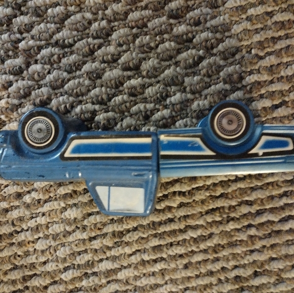 Vintage aftershave holders - Picture 1 of 9